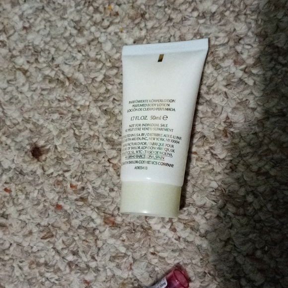 Scented body lotion - Picture 2 of 2